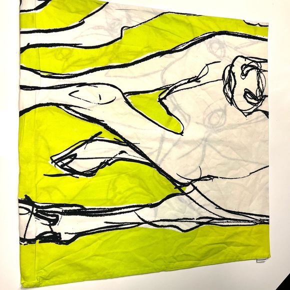 Marimekko IItavilli Cow Vol. 5 - Pair of 22x22 (55cmx55cm) pillowcases. - Picture 2 of 6